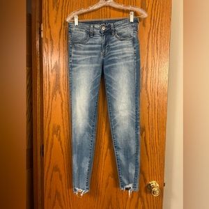 EUC Women's American Eagle Super Stretch Low Rise Jegging Size 4R